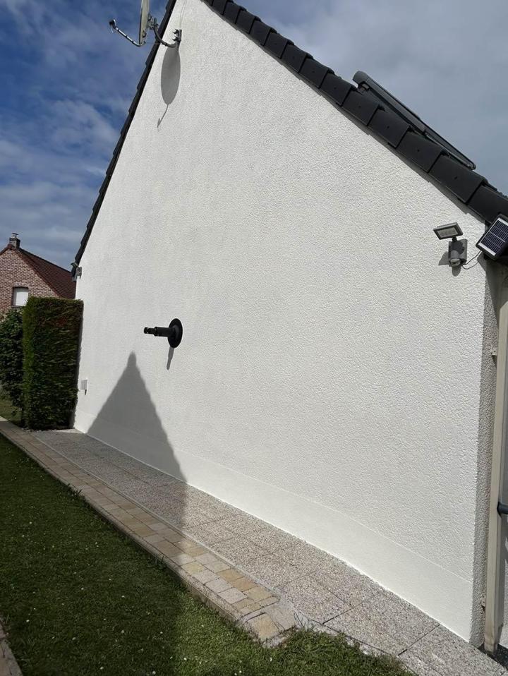 Mise en peinture mur extérieur Compiègne